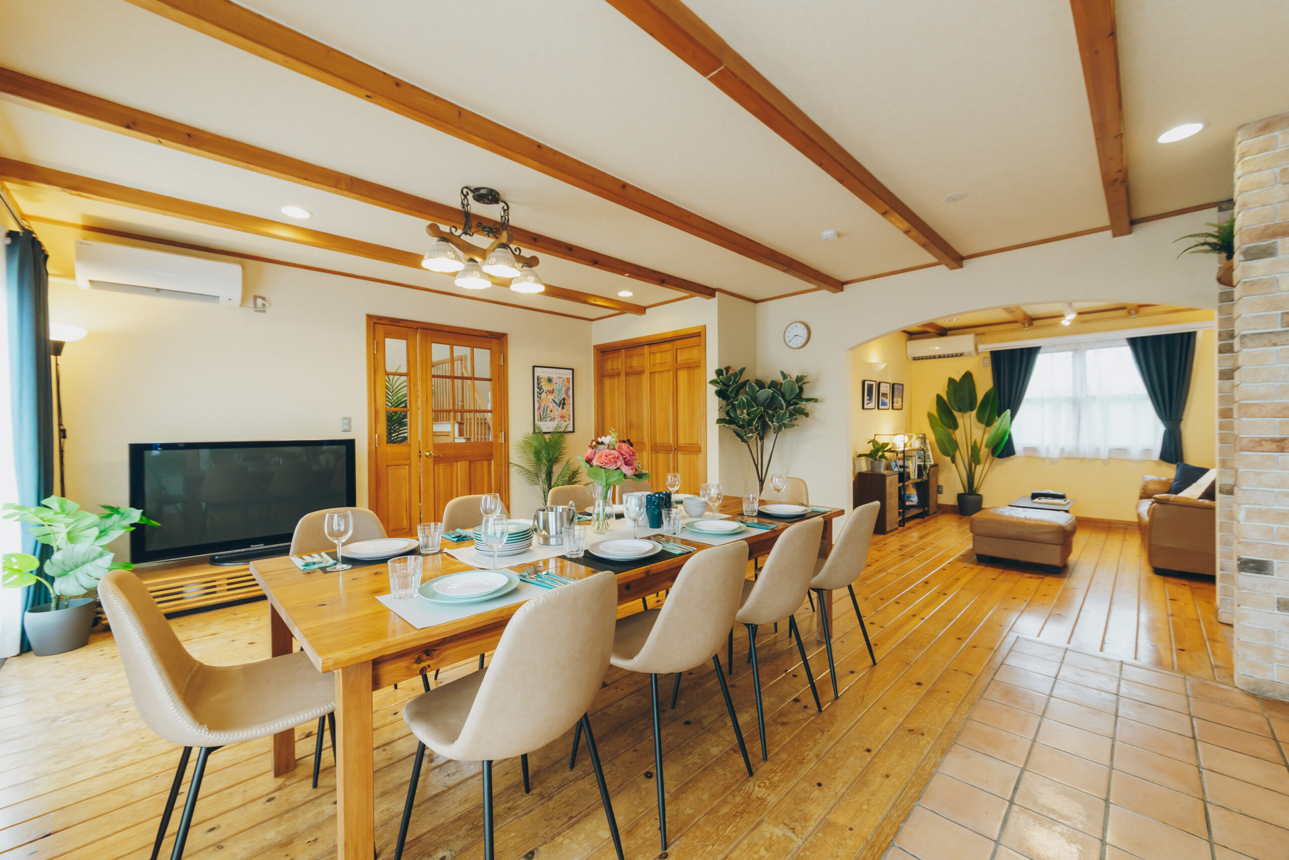 広々としたダイニング