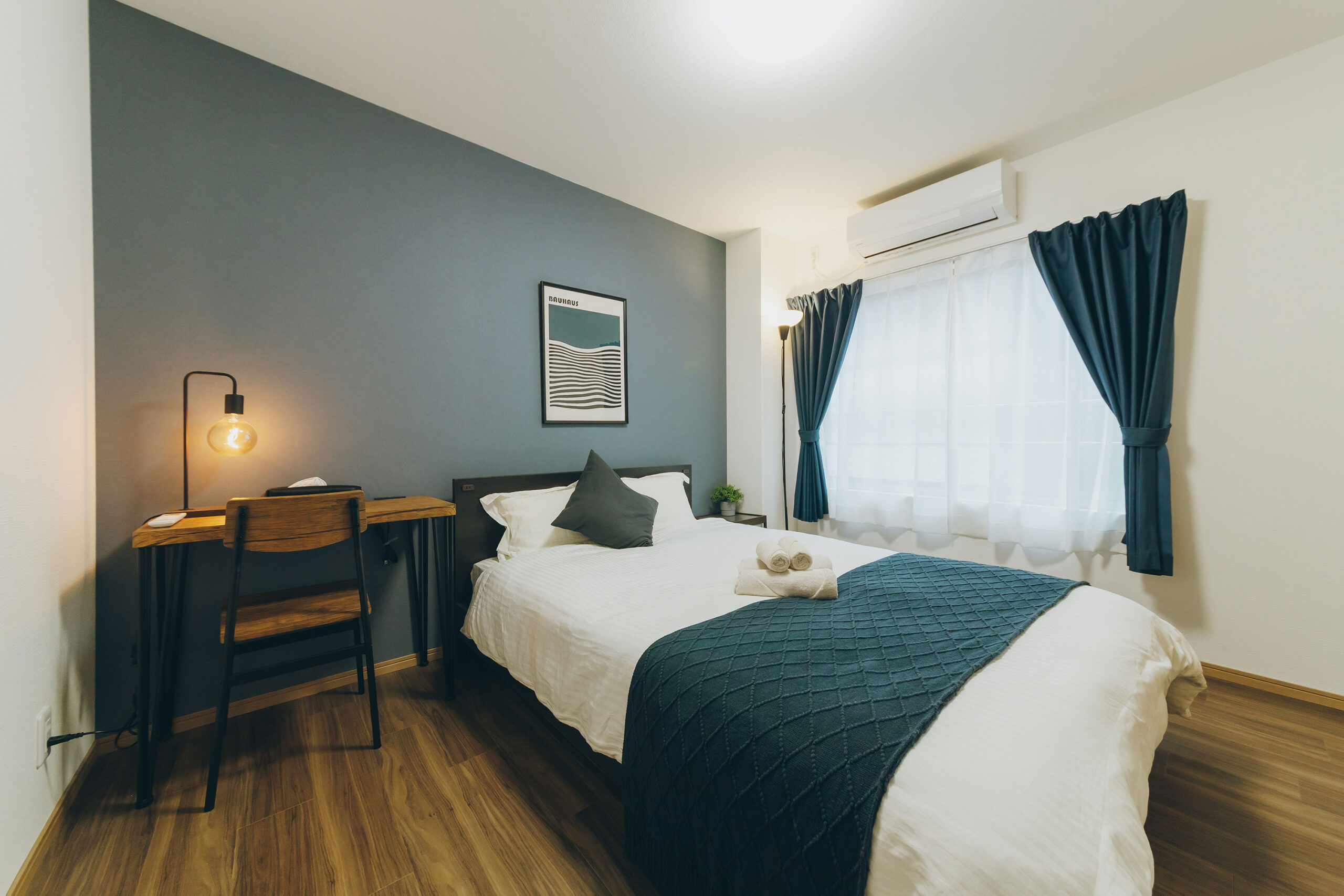 落ち着いた寝室