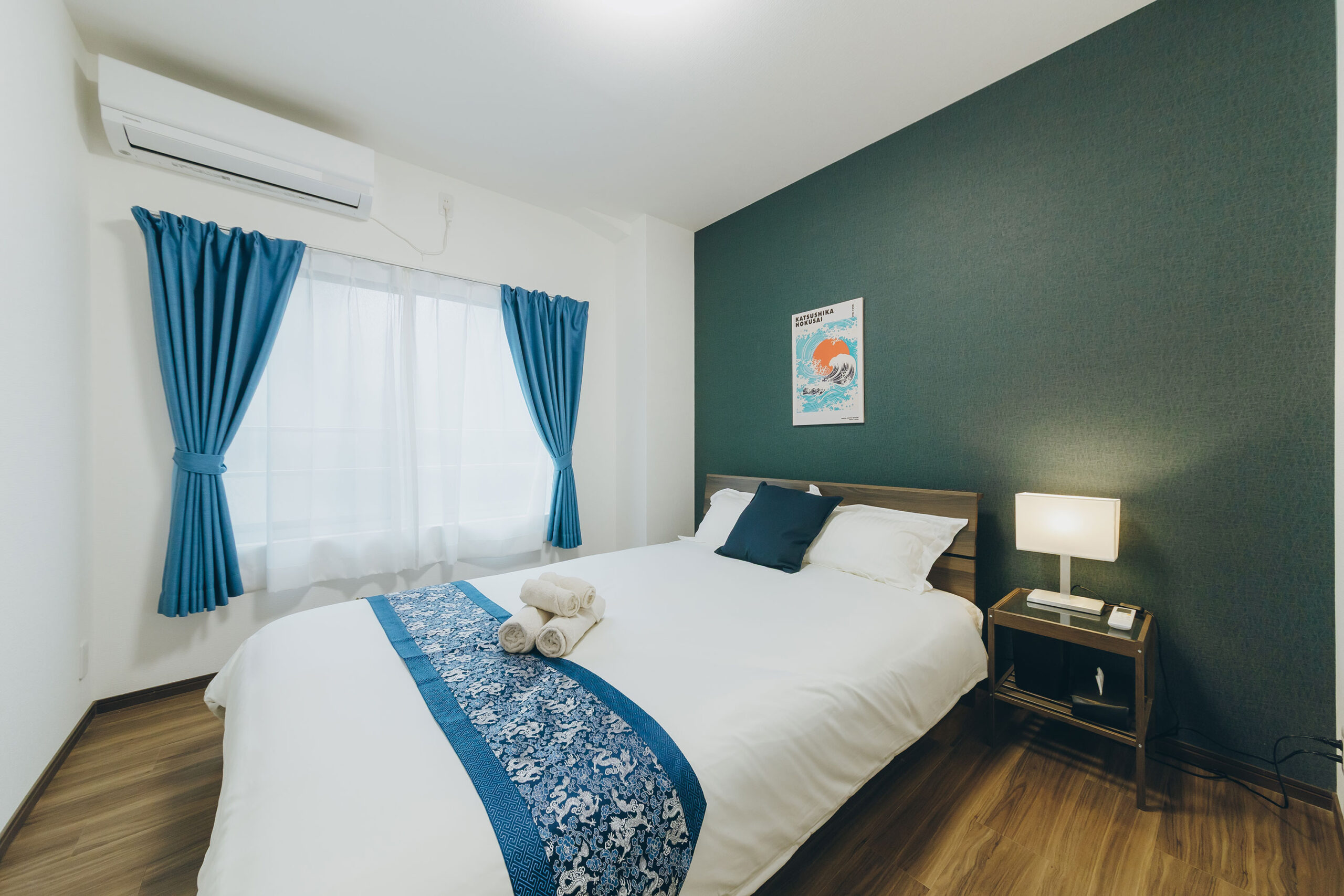 旅の疲れを癒す寝室