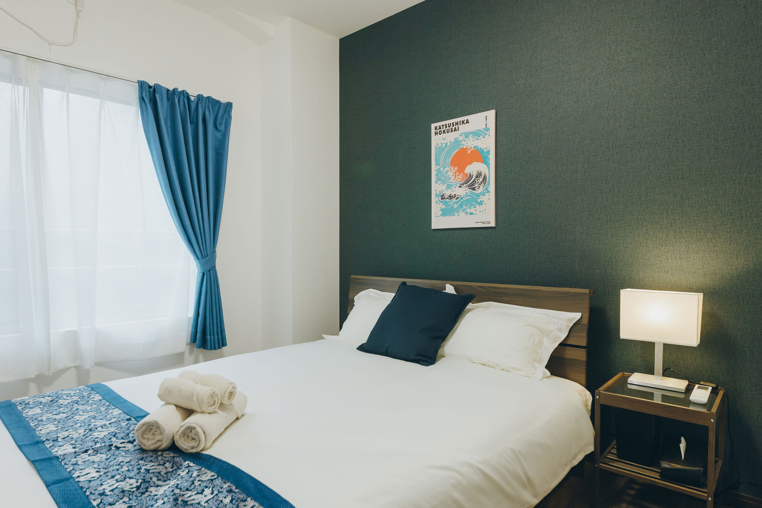 旅の疲れを癒す寝室