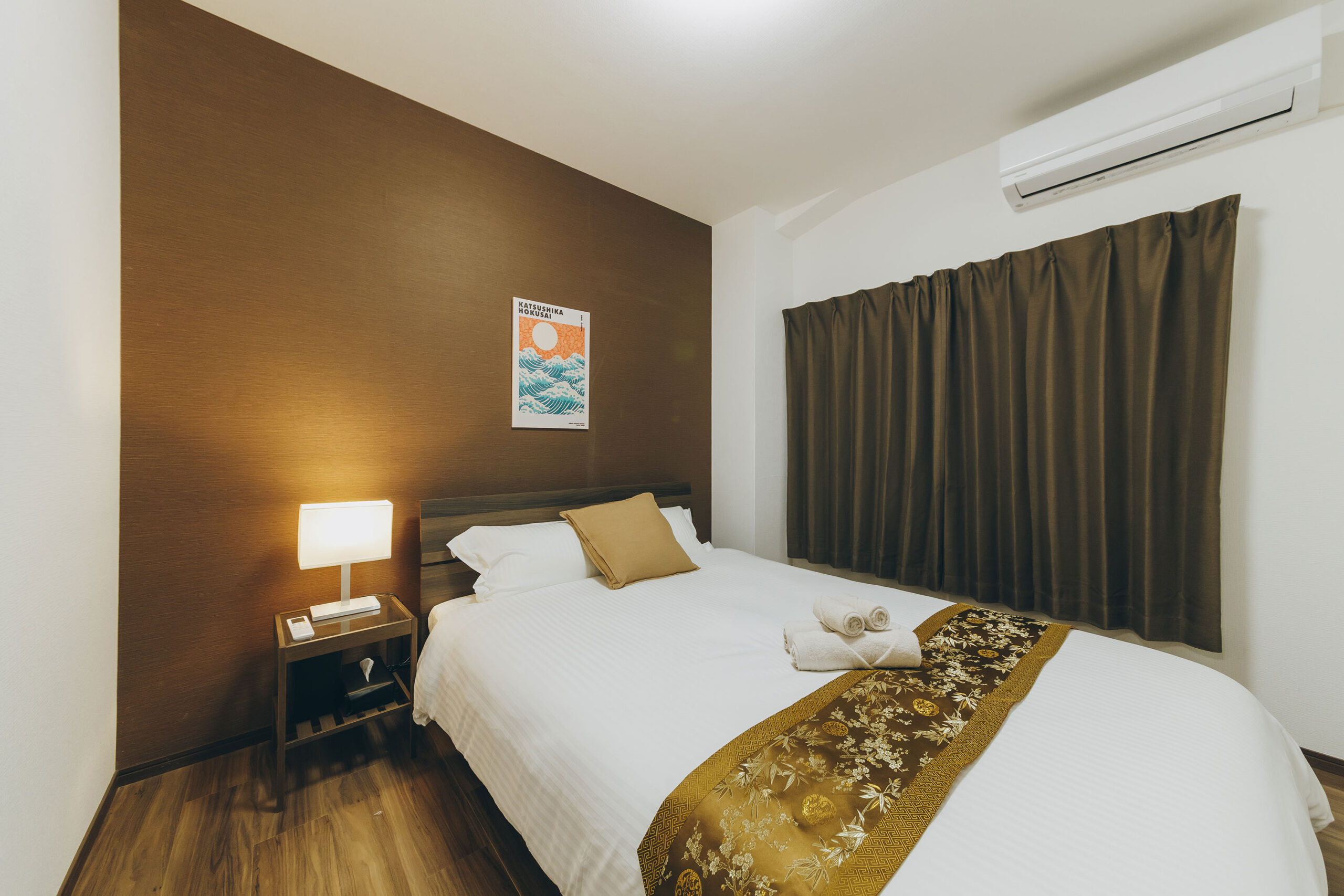 旅の疲れを癒す寝室